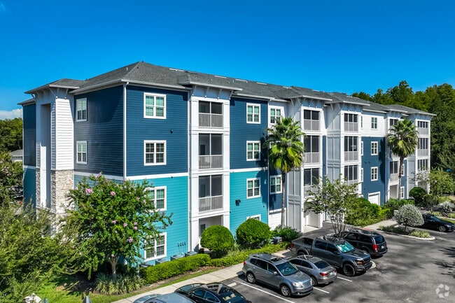 Building Photo - Bell Westchase
