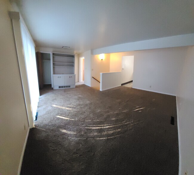 Foto del edificio - 120 Stanford Ave