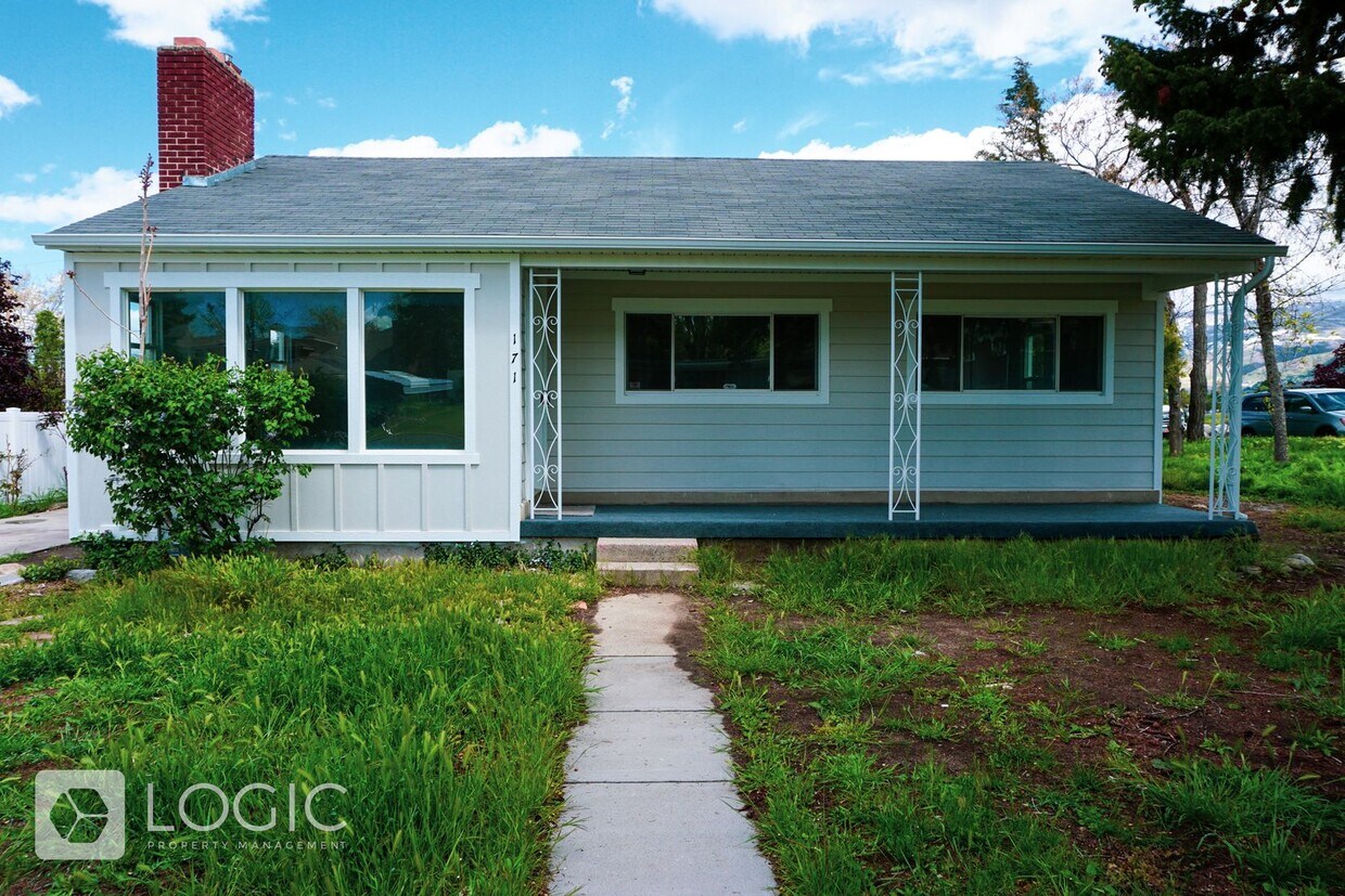 171 E 3000 S Unit Basement, Bountiful, UT 84010 Room for Rent in