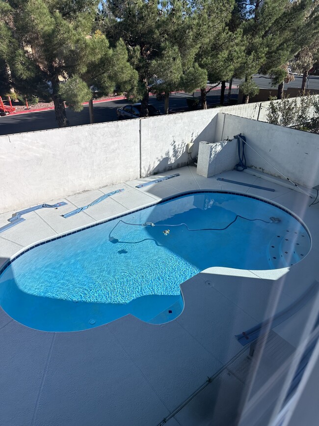 Foto del edificio - 9684 Summer Cypress St