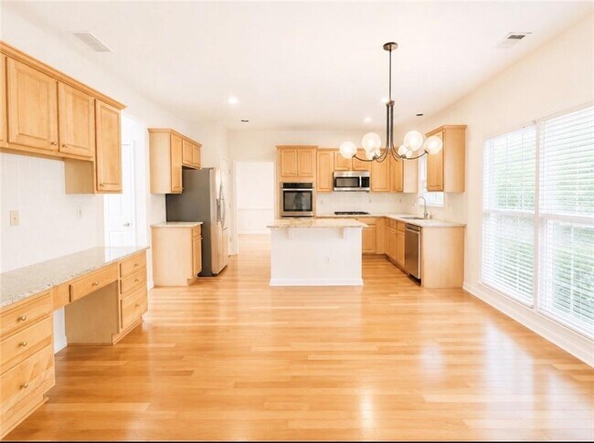 Building Photo - 7430 Bronson Way