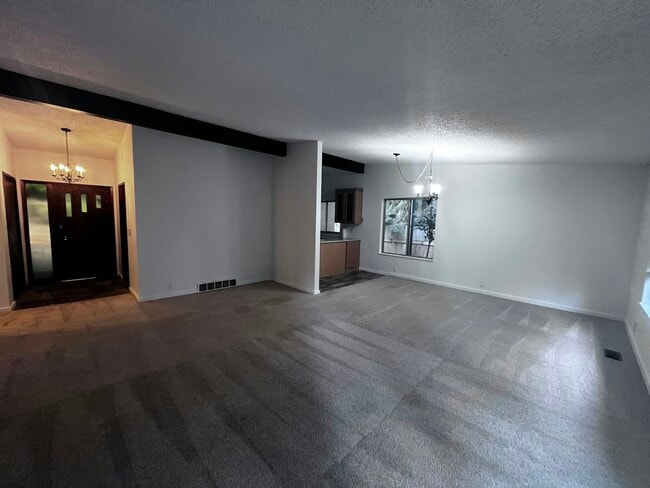 Foto del edificio - 4523 110th Ave NE