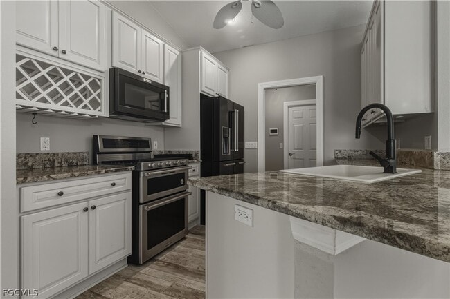 Building Photo - 1105 SE 13th St