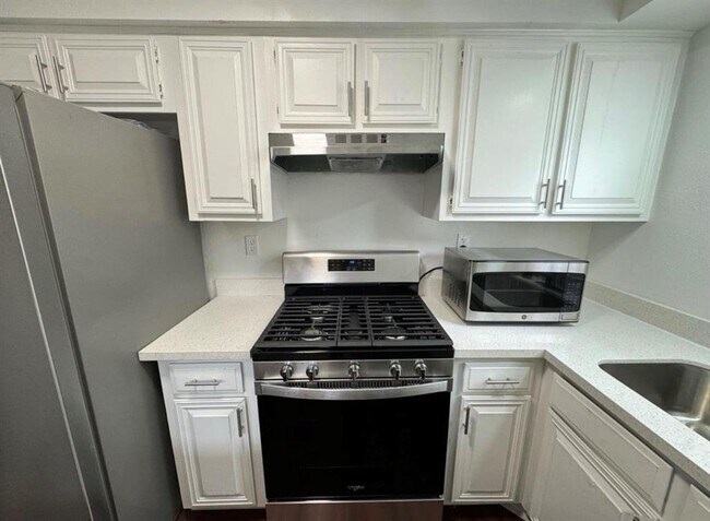 Foto del edificio - 12251 W Village Dr