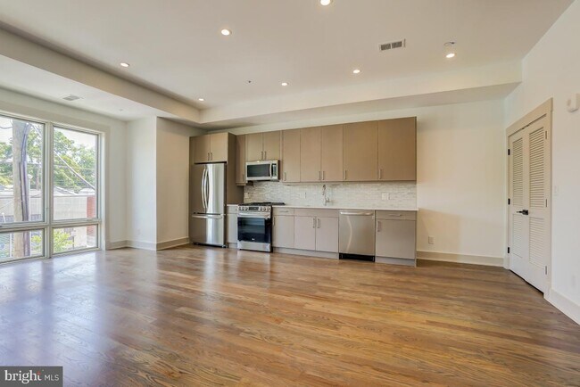 Foto del edificio - 3522 12th St NE
