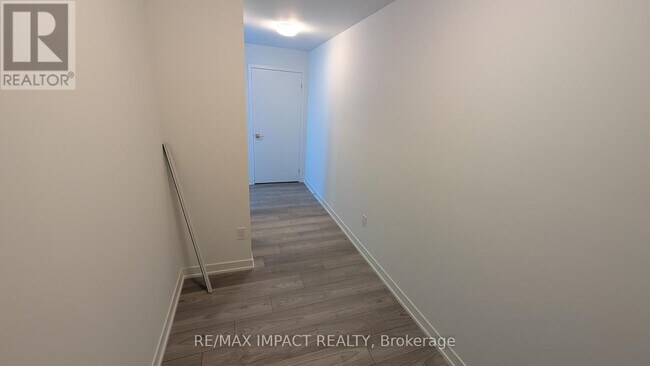 Building Photo - 474-1474 Caldari Rd