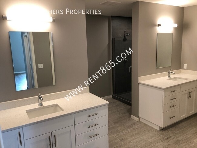 Foto del edificio - 333 W Depot Ave