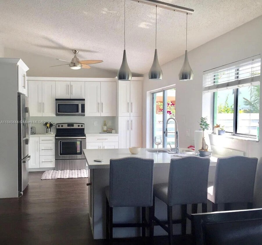 Foto principal - 14504 SW 144th Ter