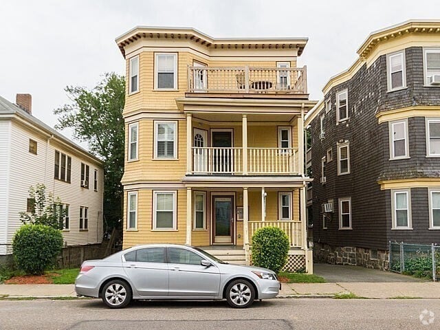 Building Photo - 144 Minot St