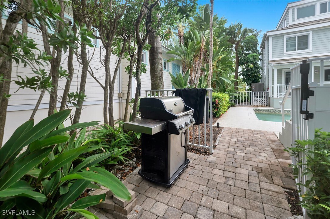 Foto principal - 180 6th Ave S