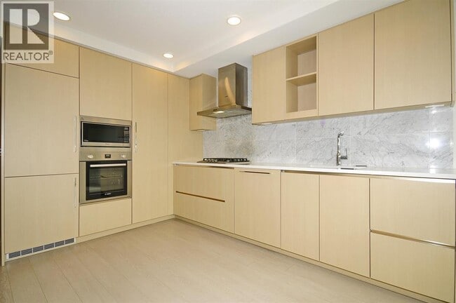 Photo du bâtiment - 3300 Ketcheson Rd