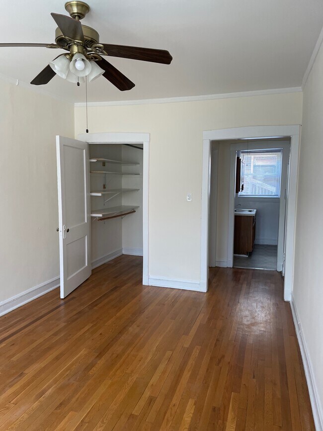 Foto del edificio - 4054 N Keystone Ave