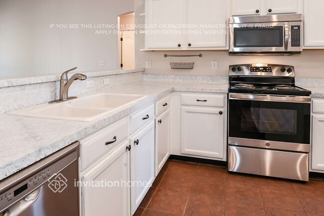 Building Photo - 12787 Ellis Island Dr