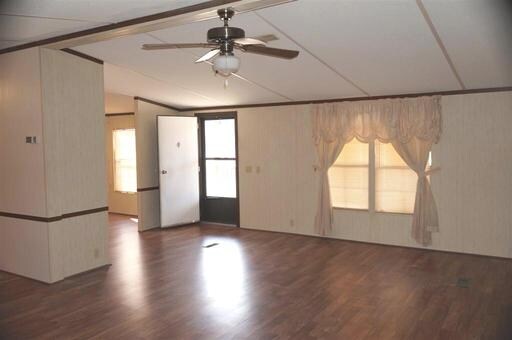Building Photo - 6513 Lina Dr