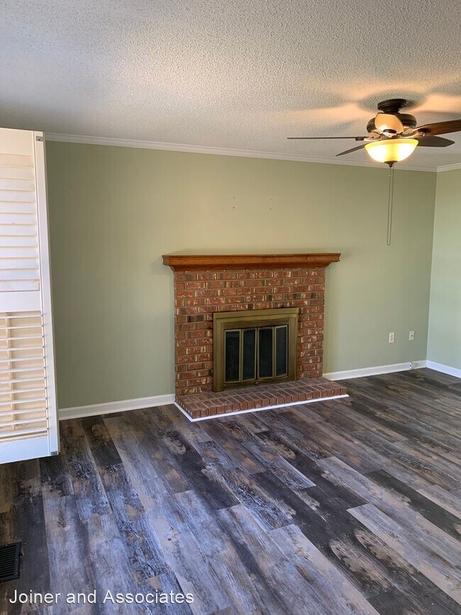 Building Photo - 3 br, 2.5 bath House - 174 Stonybrook Court