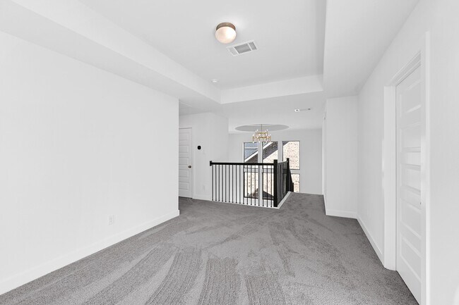 Foto del edificio - 5207 Birch Shadow Dr