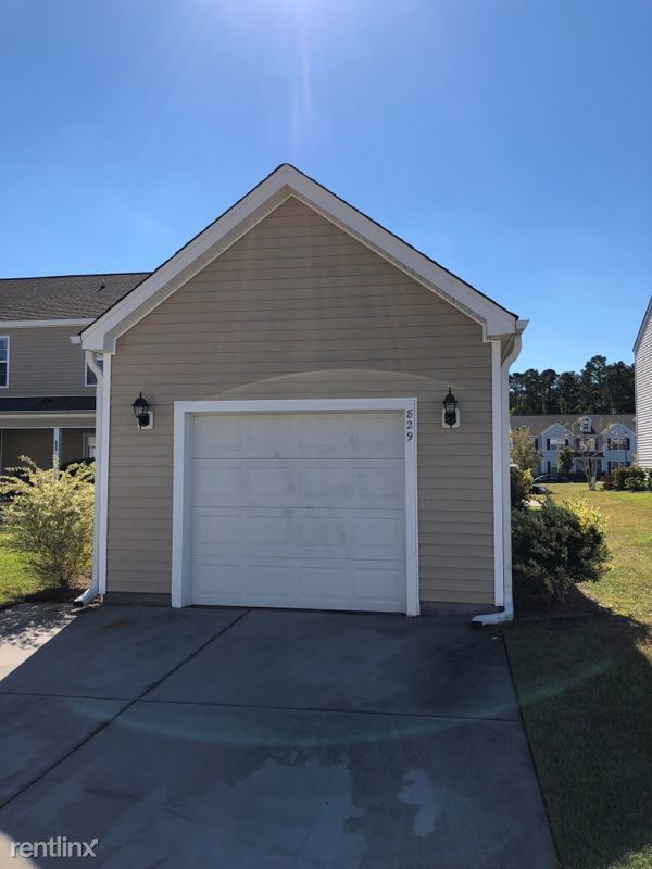 Building Photo - 2 br, 2 bath Townhome - 829 Barn owl Court