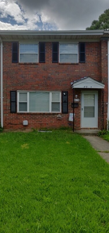 Foto del edificio - 891 S Club House Rd