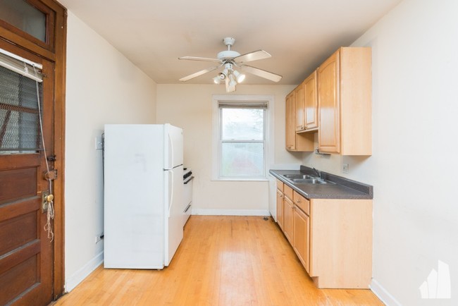 Foto del edificio - 4923 N Hermitage Ave