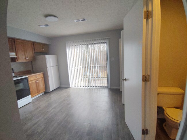 Building Photo - 22 Fonda Dr