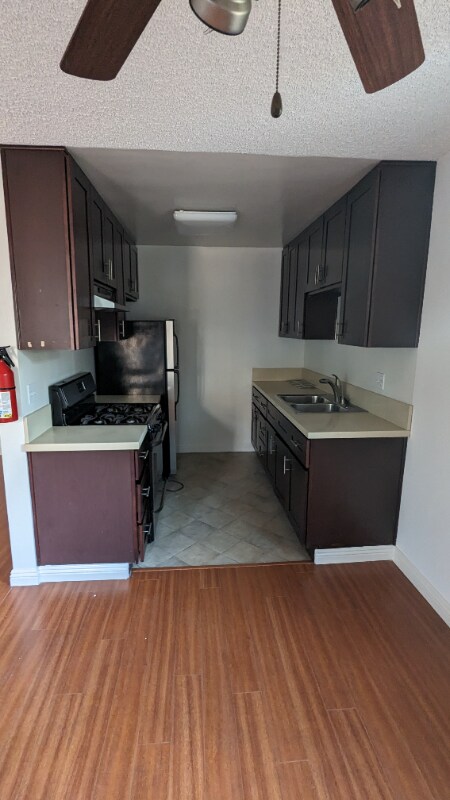 Foto del edificio - 2339 Glendale Blvd