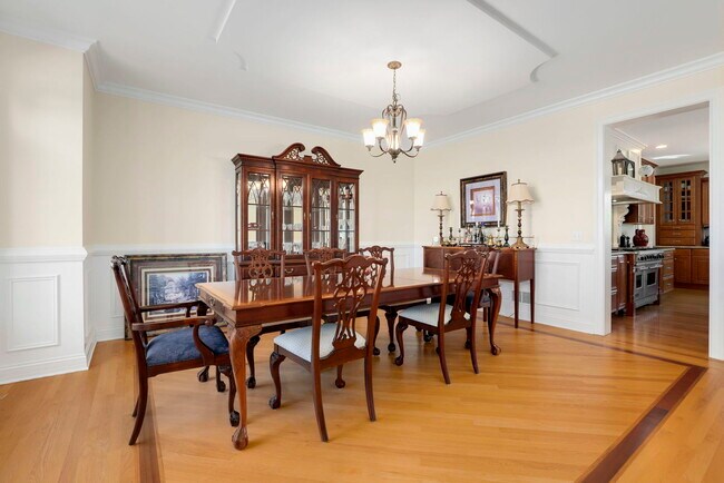 Building Photo - 126 Governors Ct