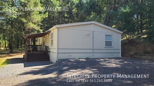 Building Photo - 1115 Pleasant Valley Rd