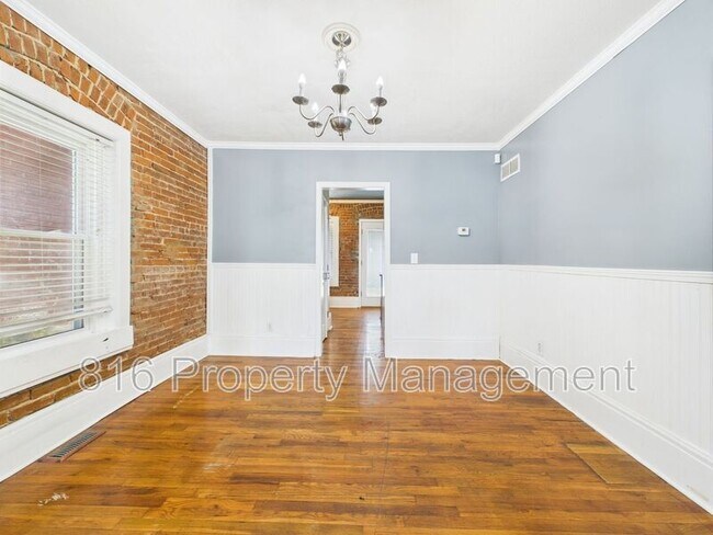 Foto del edificio - 1033 E 5th St