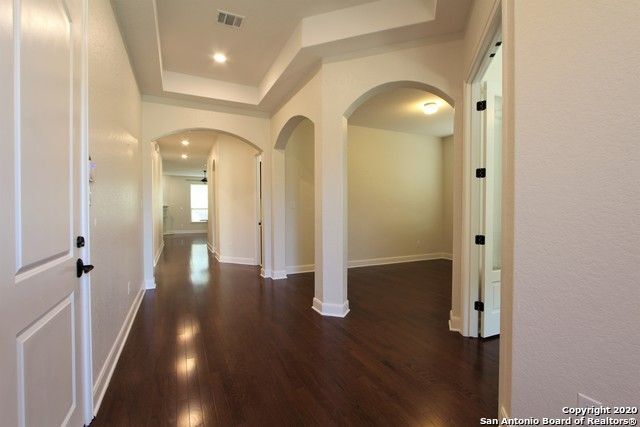 Building Photo - 5041 COUNTRY NEST