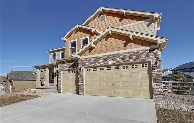 Building Photo - Stunning 5 Bedroom Home in Crystal Valley