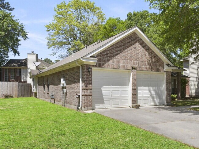 Foto del edificio - 1311 Buchans Dr