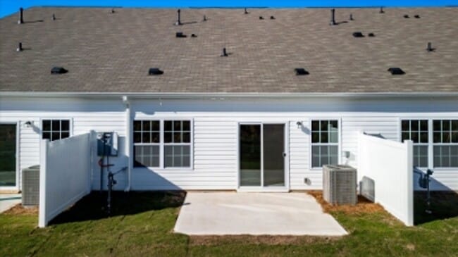 Building Photo - Stylish Living with Convenience at Your Doorstep