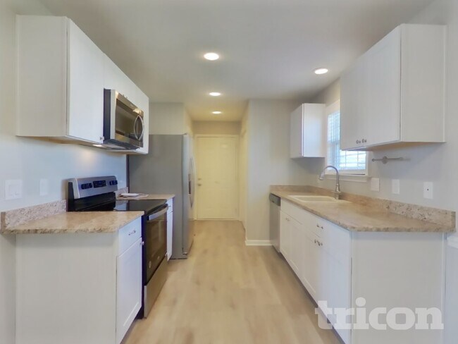 Building Photo - 1612 Robert Rd