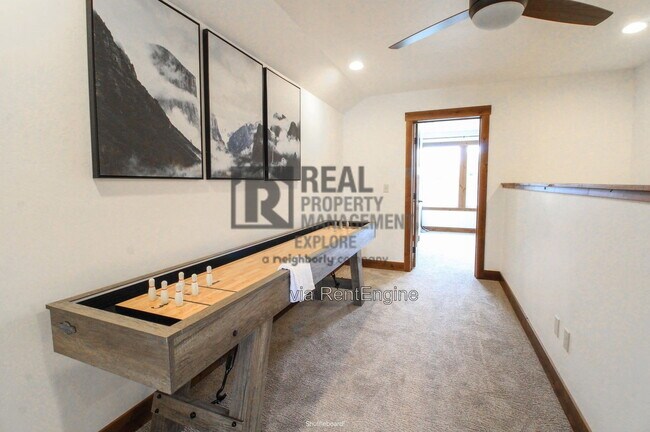Foto del edificio - 1029 4th Ave W