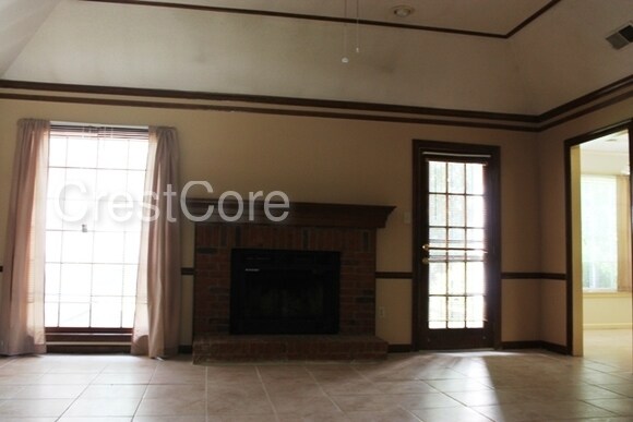 Foto del edificio - 4087 Birch Glen Dr
