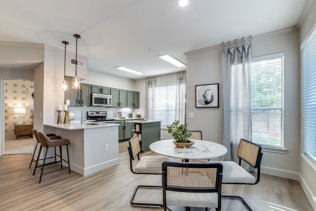 Building Photo - Marcella Memorial Heights