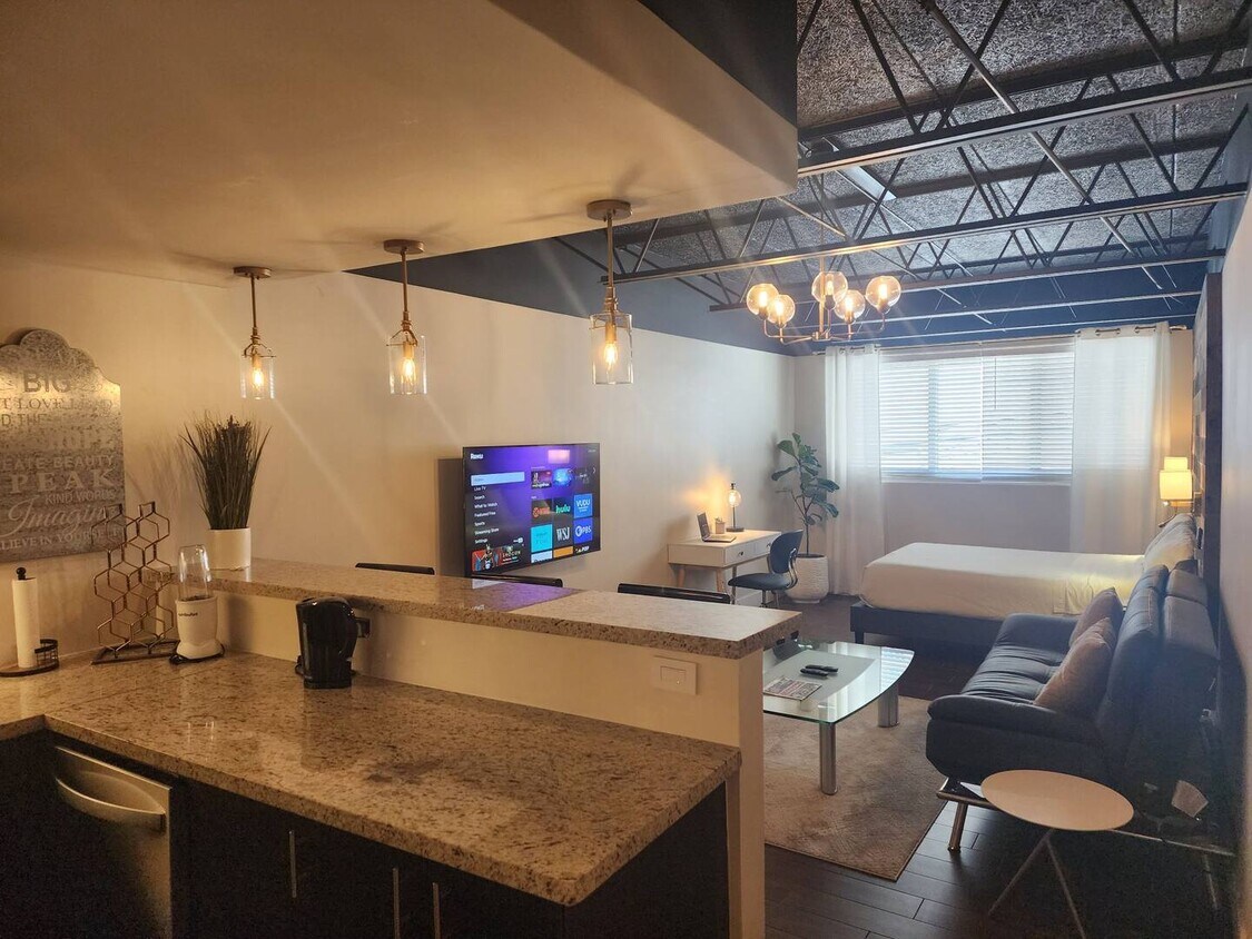Foto principal - 3333 ne 33rd st