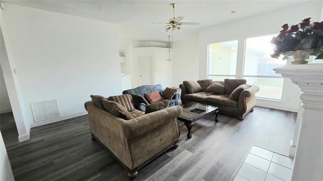 Foto del edificio - 2621 Ash Creek