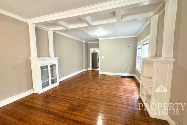 Photo - 5234 N College Ave Apartment