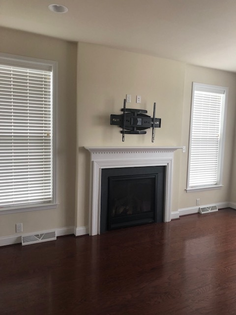 Foto del edificio - 661 Whitetail Dr