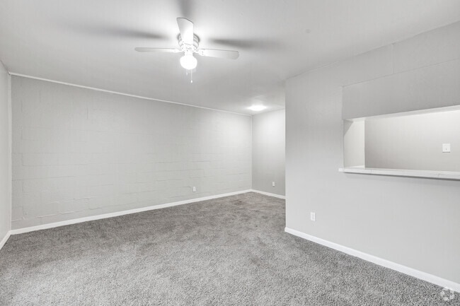 1BR, 1BA - 600SF - Living Room/Dining Room - 414 Marshall St.