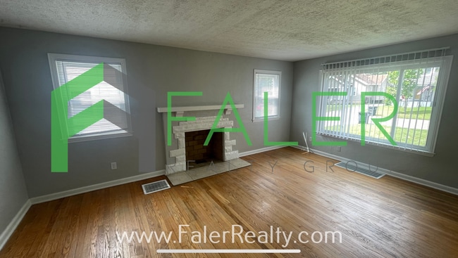 Photo - Darling 3-Bedroom Cape Cod in Belmont House