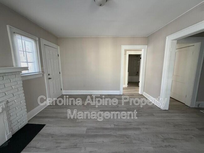 Foto del edificio - 1621 N Hamilton St