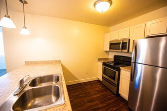 Building Photo - West Station Apartments