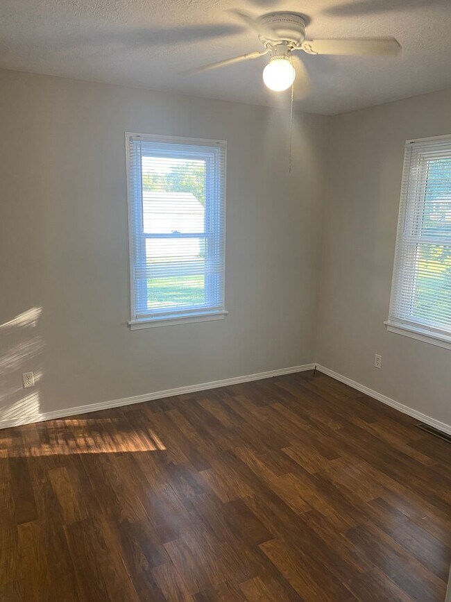 Building Photo - 3-Bedroom Home in a Quiet Neighborhood!