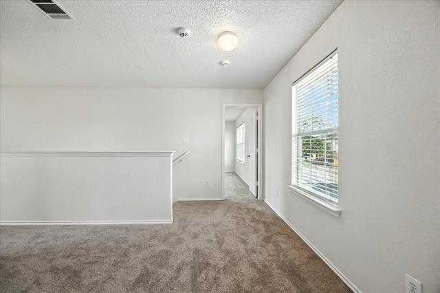 Building Photo - 1525 Hedgewood Trail