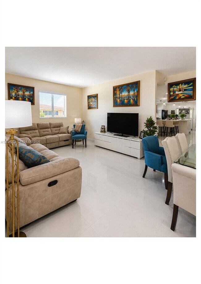 Foto del edificio - 8265 NW 6th Terrace