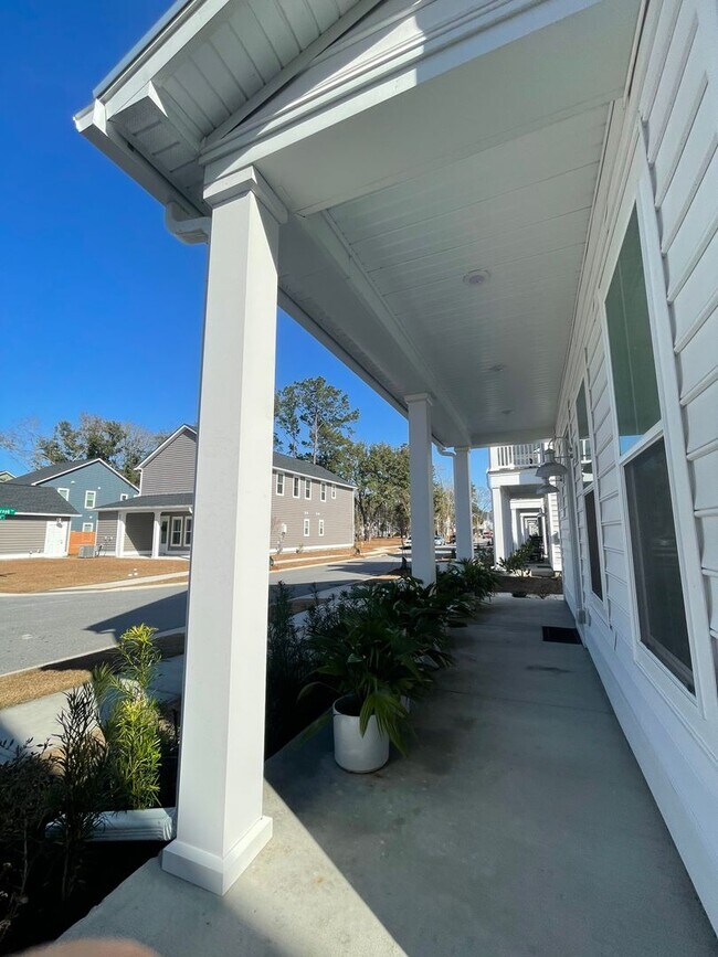 Building Photo - Spacious Johns Island Single Family Home