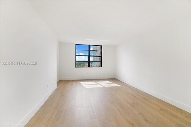 Foto del edificio - 2333 Brickell Ave