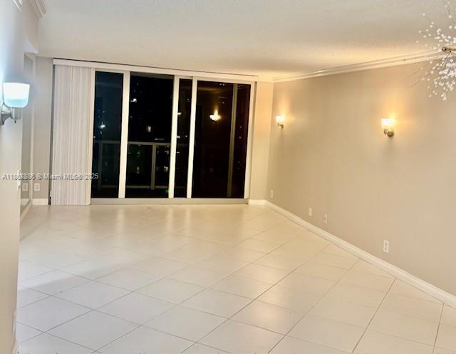 Building Photo - 100 Bayview Dr